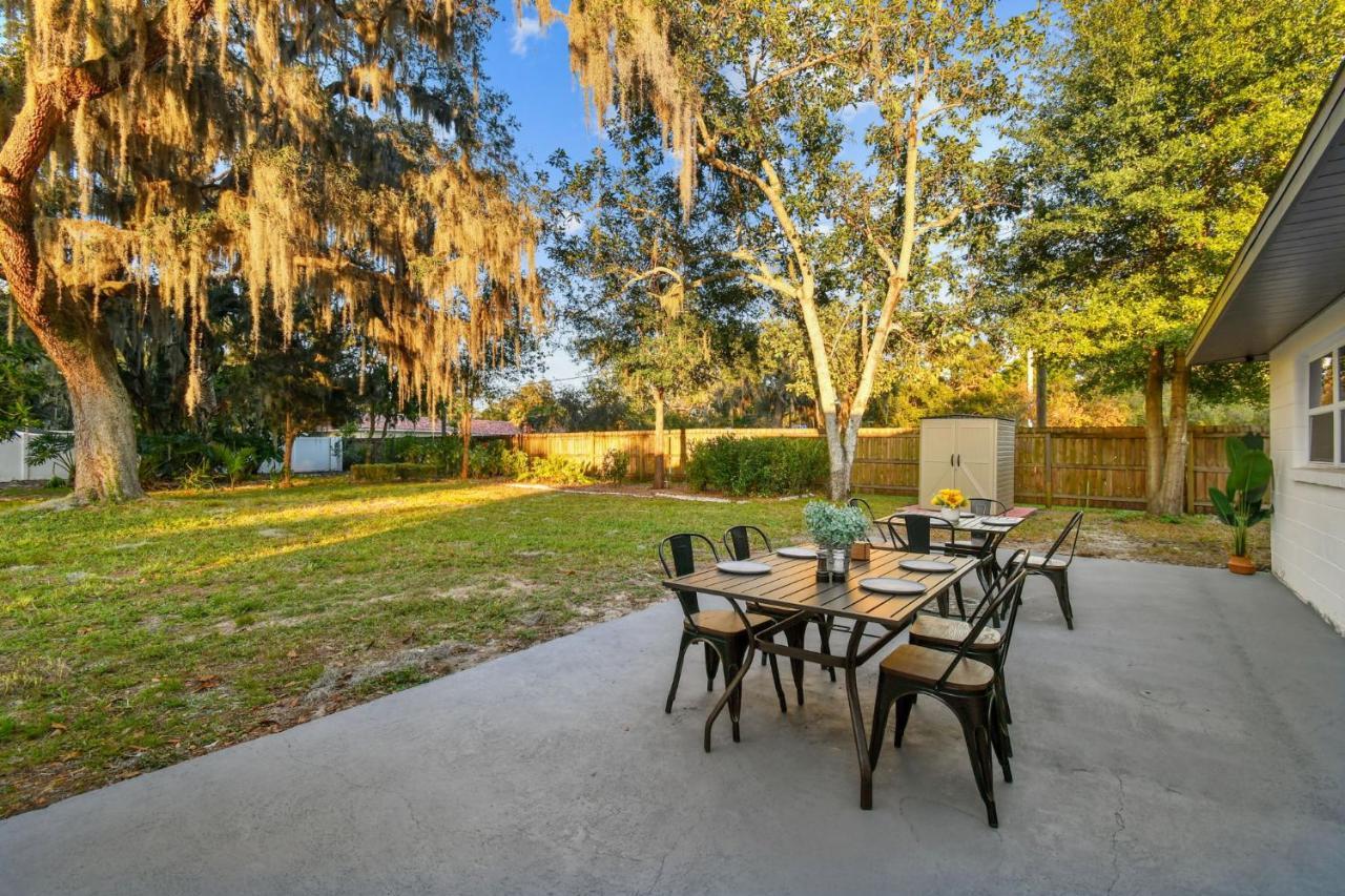 Plush Sheets, Games!, Huge Backyard, Massage Chair Tampa Kültér fotó